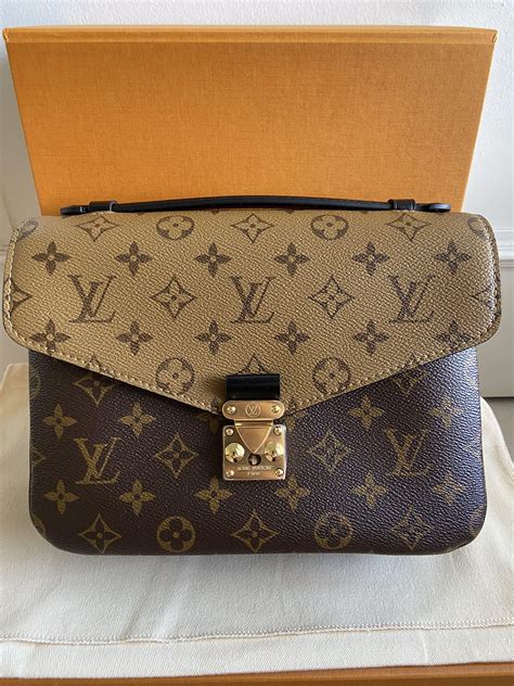 louis vuitton pochette metis wachtlijst 2020|louis vuitton reverse pochette metis.